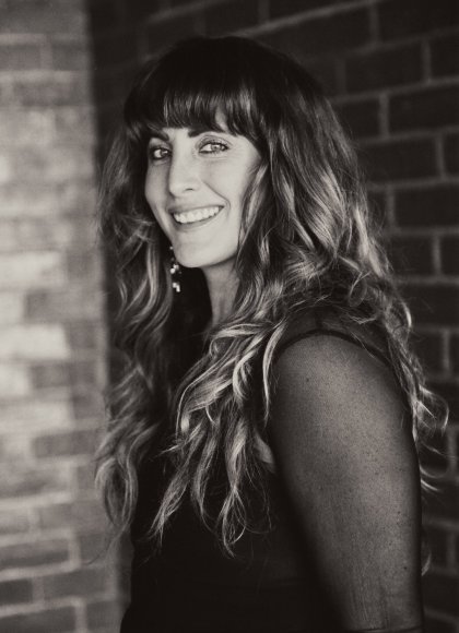 Black and white photo of author Jennifer Sodini.